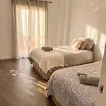 Апартаменти Torre Sol Y Playa *